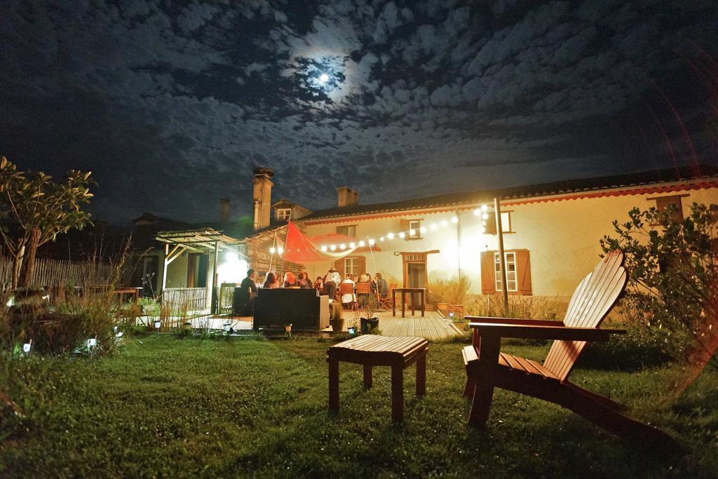 Logis Hotel Restaurant La Barguillere Saint-Pierre-de-Rivière Eksteriør bilde