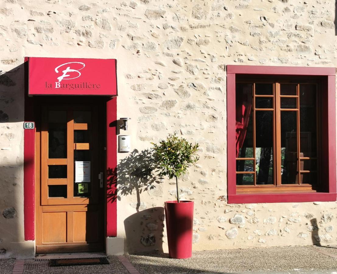 Logis Hotel Restaurant La Barguillere Saint-Pierre-de-Rivière Eksteriør bilde