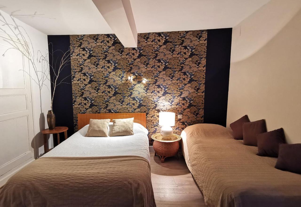 Logis Hotel Restaurant La Barguillere Saint-Pierre-de-Rivière Eksteriør bilde