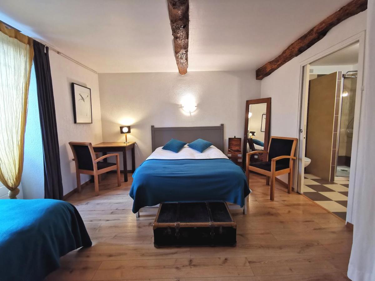 Logis Hotel Restaurant La Barguillere Saint-Pierre-de-Rivière Eksteriør bilde